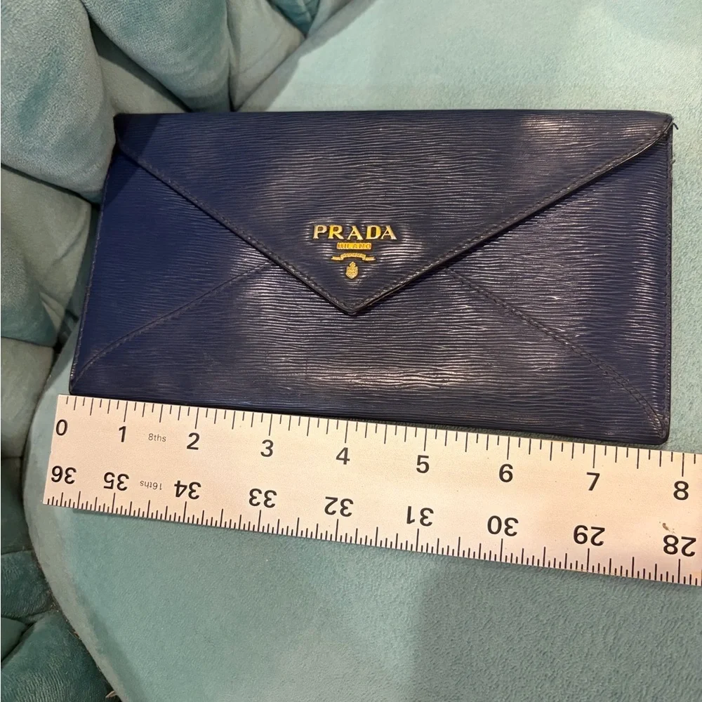 Prada Envelope Wallet in Blue Leather Flawed Gem ๐ - Picture 16 of 17